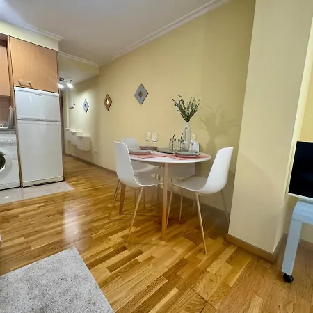 Appartamento Apt Centro con Terracita Rua Cuba ツ Rias Baixas Rentals *