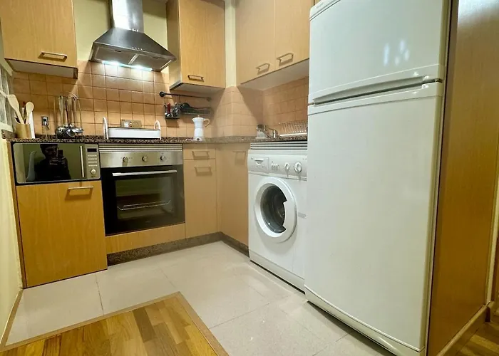 Apt Centro con Terracita Rua Cuba ツ Rias Baixas Rentals * Vigo