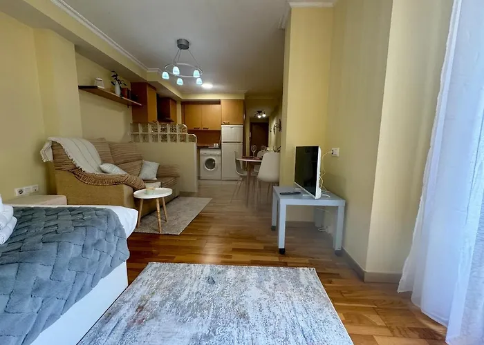 Apt Centro con Terracita Rua Cuba ツ Rias Baixas Rentals Vigo