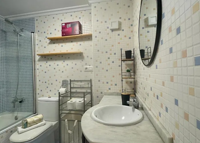 Apt Centro con Terracita Rua Cuba ツ Rias Baixas Rentals